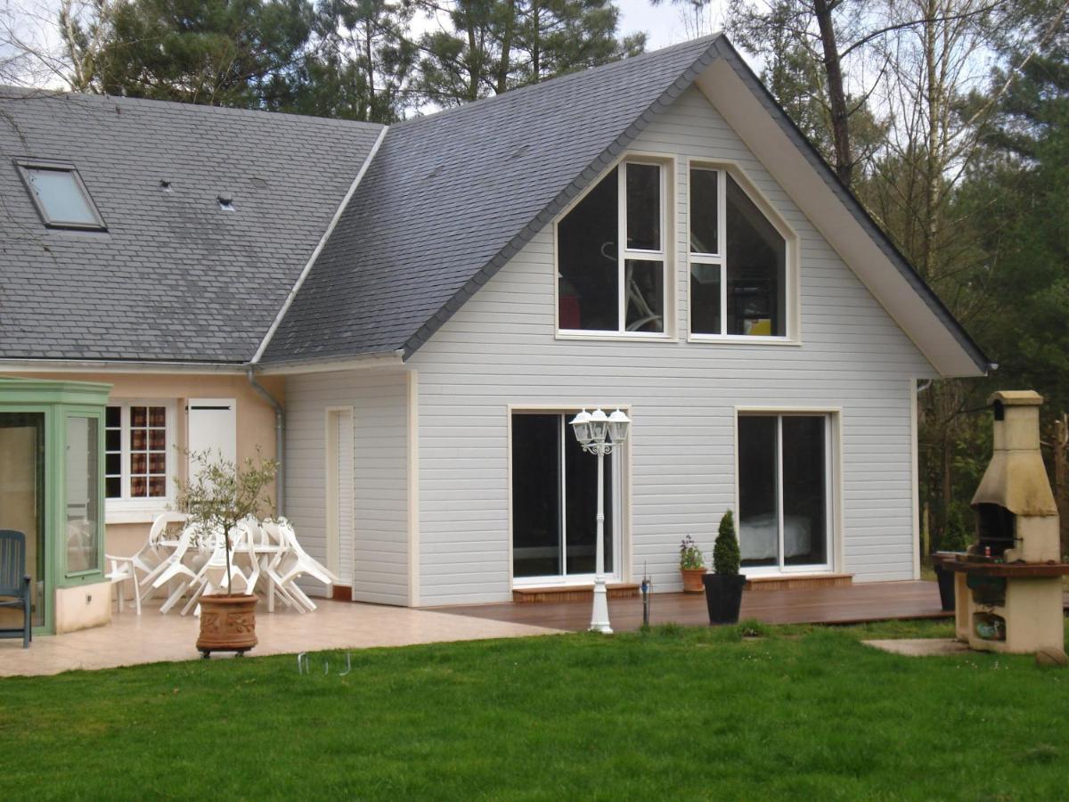 B&B La Foret De Charmeuse Ruaudin Exterior photo